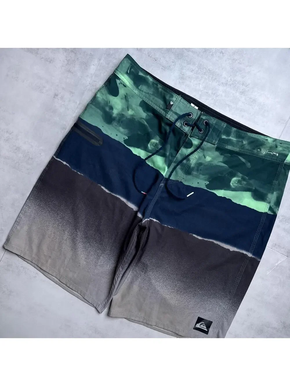 Y2K Volcom 00s Board Surf Green shorts